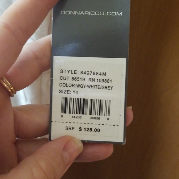 NWT Elegant Dress - Picture 5 of 5